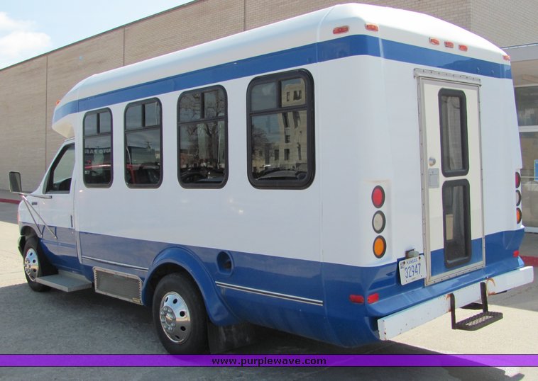 image for item 3313 1996 Ford E350 transit vehicle
