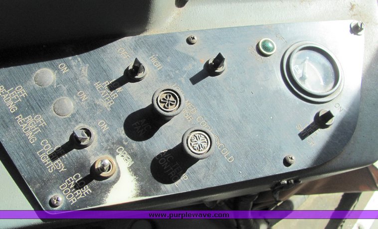 image for item 3313 1996 Ford E350 transit vehicle