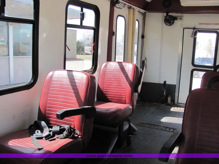 image for item 3313 1996 Ford E350 transit vehicle