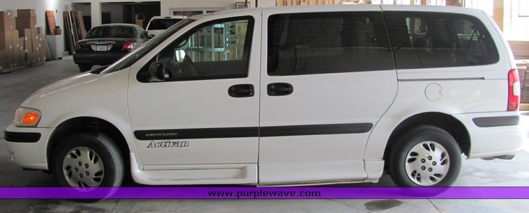 image for item 3314 2002 Chevrolet Venture