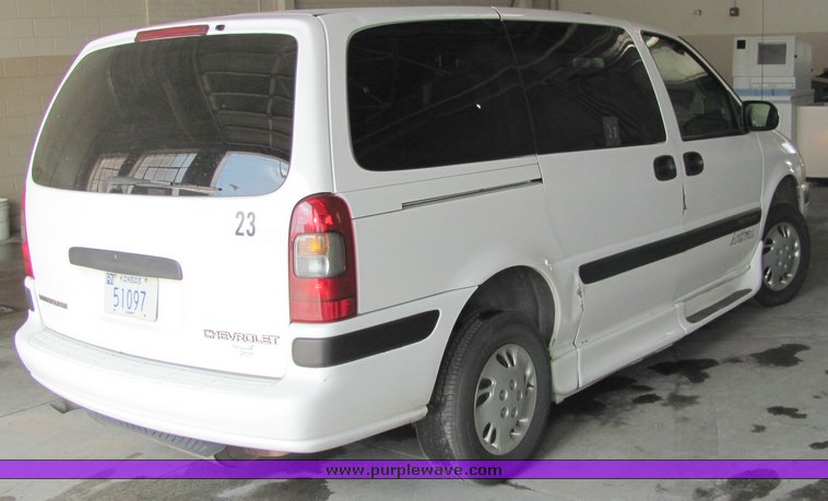 image for item 3314 2002 Chevrolet Venture