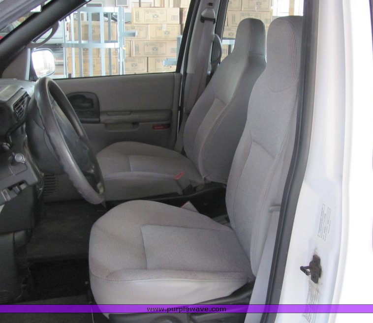 image for item 3314 2002 Chevrolet Venture