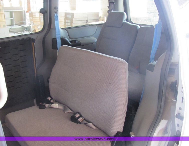 image for item 3314 2002 Chevrolet Venture