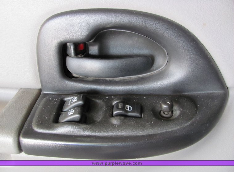 image for item 3314 2002 Chevrolet Venture