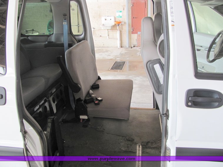 image for item 3314 2002 Chevrolet Venture