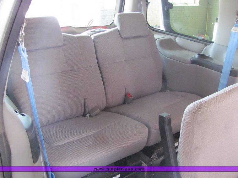 image for item 3314 2002 Chevrolet Venture