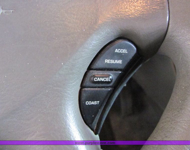 image for item 3315 2001 Dodge Grand Caravan Sport