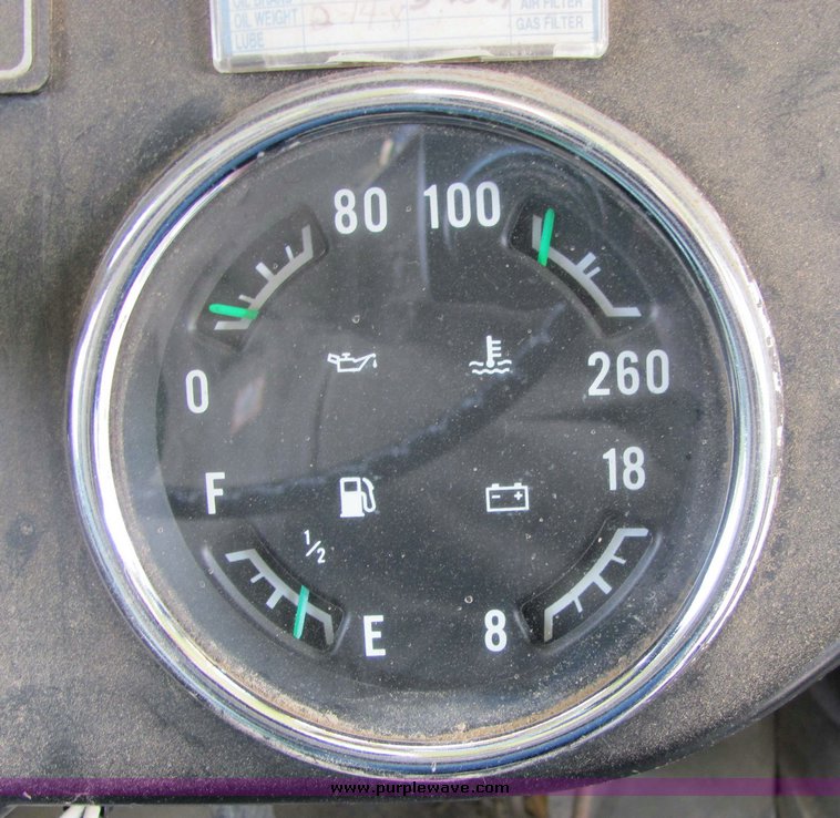 image for item 3365 1984 Ward SS-29 65 passenger school bus