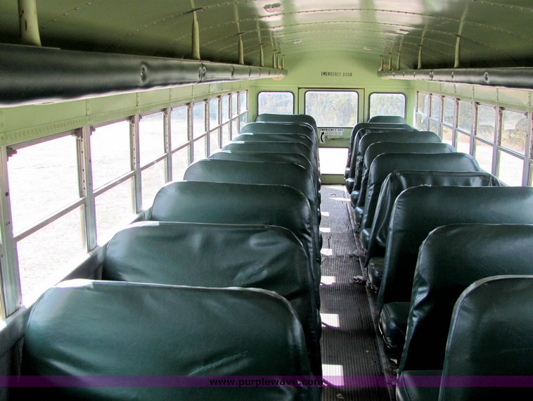 image for item 3365 1984 Ward SS-29 65 passenger school bus