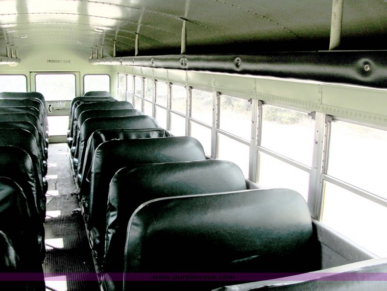 image for item 3365 1984 Ward SS-29 65 passenger school bus