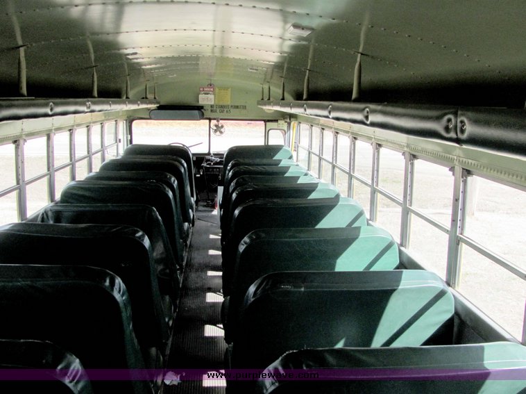 image for item 3365 1984 Ward SS-29 65 passenger school bus