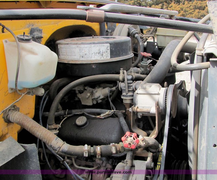 image for item 3365 1984 Ward SS-29 65 passenger school bus