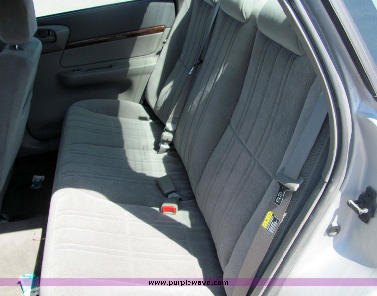 image for item 3379 2002 Chevrolet Impala