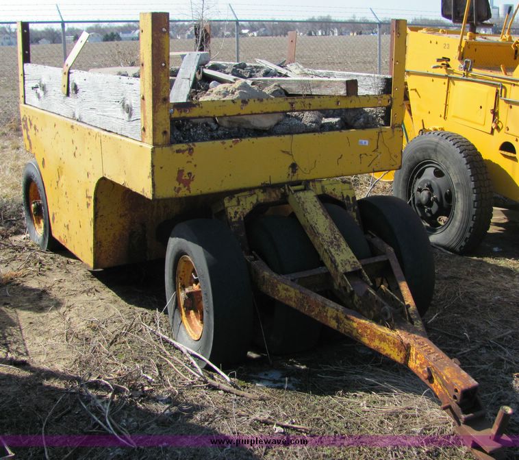 Pull type roller packer in Hillsboro, KS | Item 3426 sold | Purple Wave