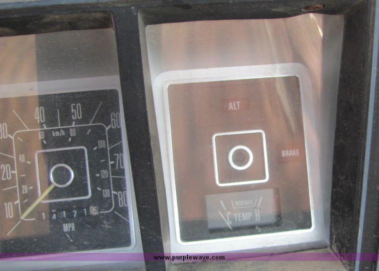 image for item 3430 1979 Ford F-100 pickup