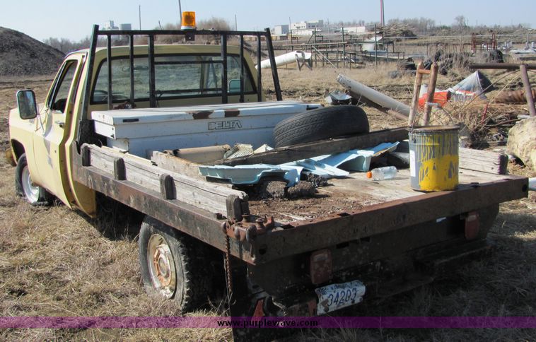 image for item 3431 1978 Chevrolet Custom Deluxe pickup