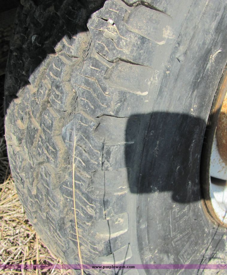 image for item 3431 1978 Chevrolet Custom Deluxe pickup