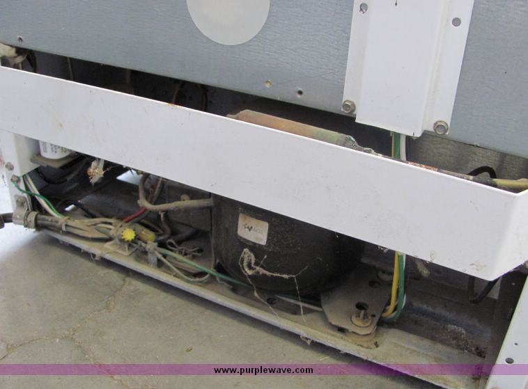 image for item 3434 Hach 206 incubator