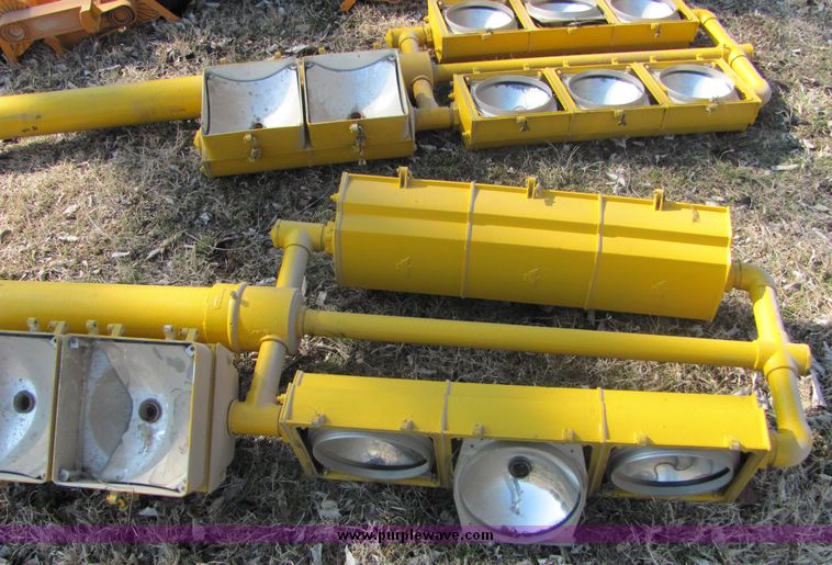 image for item 3456 (2) Eagle Signal Corporation street lights