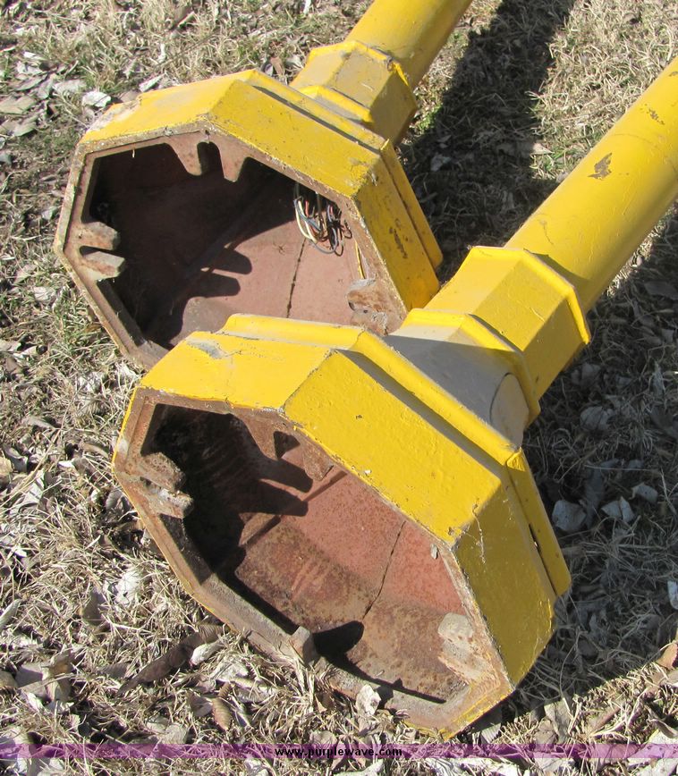 image for item 3456 (2) Eagle Signal Corporation street lights