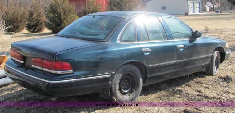 image for item 3457 1997 Ford Crown Victoria Police Interceptor