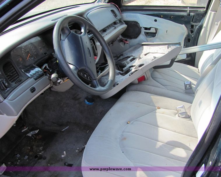 image for item 3457 1997 Ford Crown Victoria Police Interceptor