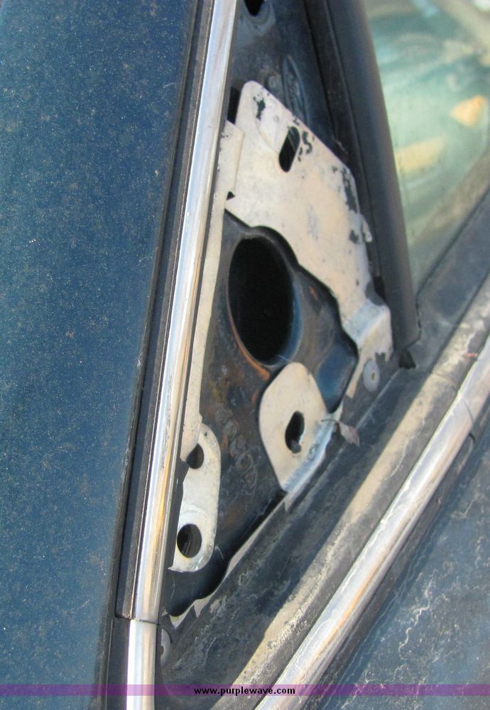 image for item 3457 1997 Ford Crown Victoria Police Interceptor