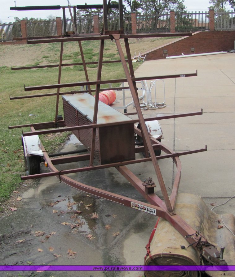 image for item 3493 Sagian canoe trailer