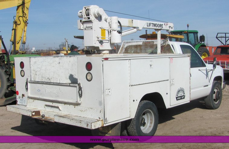image for item 3494 1995 Chevrolet C3500