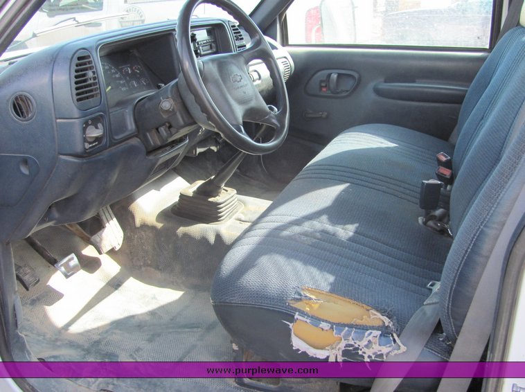 image for item 3494 1995 Chevrolet C3500