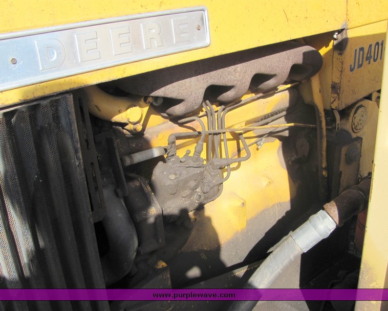 image for item 3495 1976 John Deere W-9 tractor