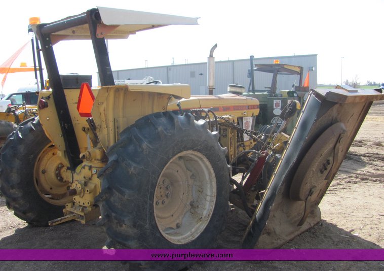 image for item 3497 1982 Ford 6610 Special tractor