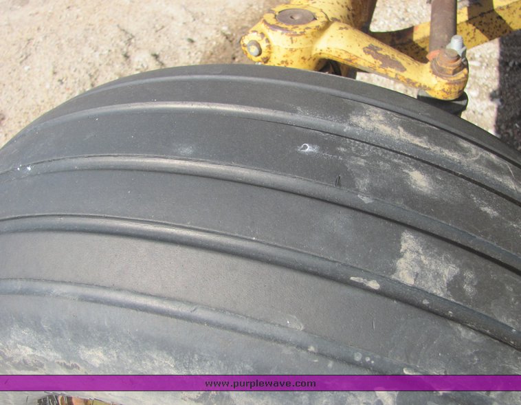 image for item 3497 1982 Ford 6610 Special tractor