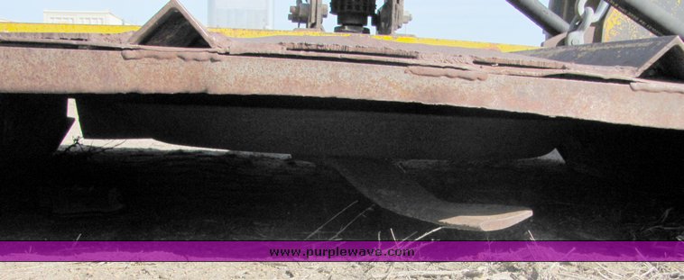 image for item 3499 1976 John Deere W-8 tractor