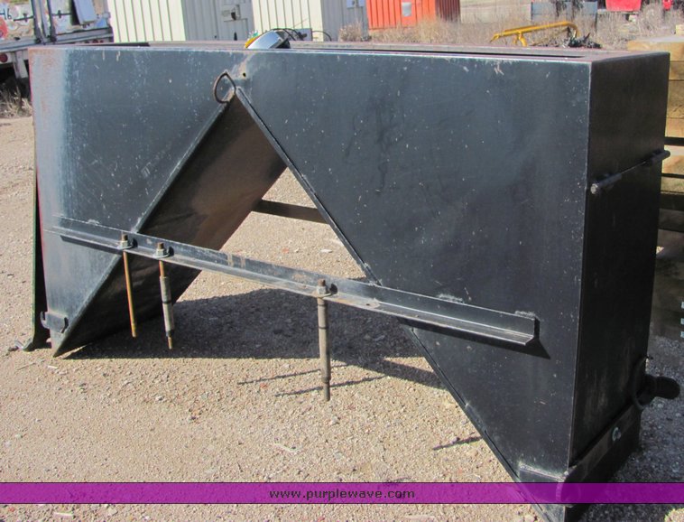 image for item 3500 1994 Patchman 4000 hot patch bed