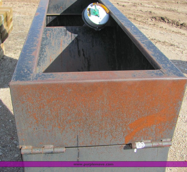 image for item 3500 1994 Patchman 4000 hot patch bed