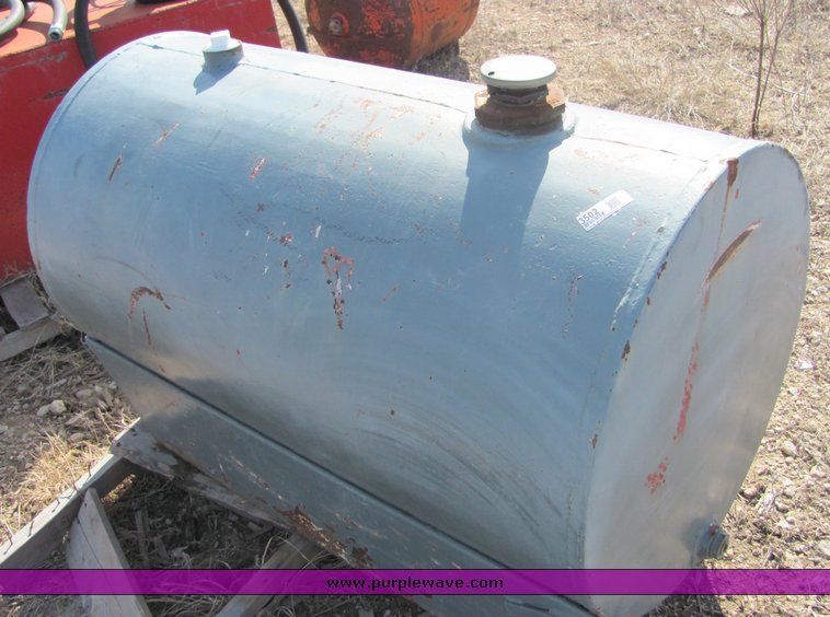 image for item 3502 (2) fuel tanks