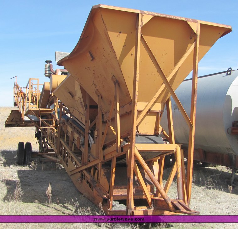 image for item 3503 1981 pug mill