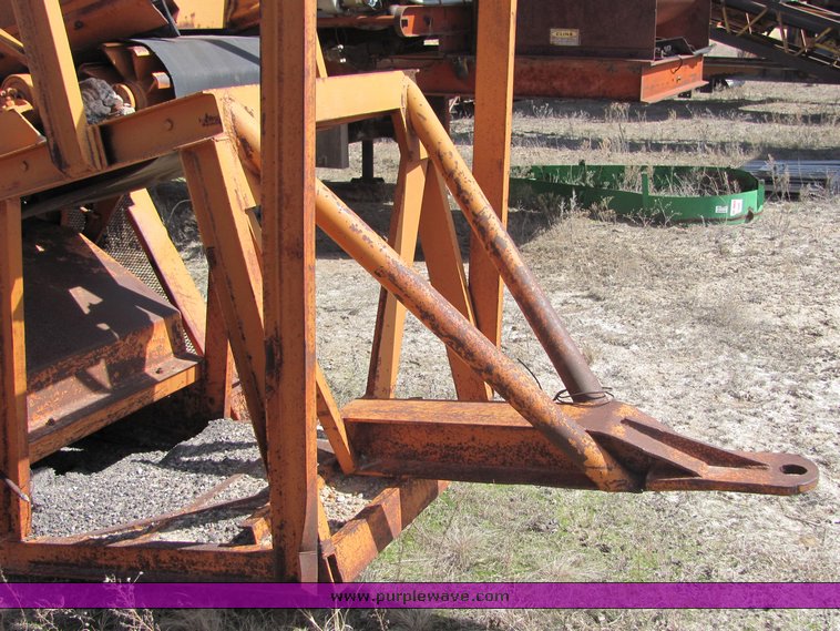 image for item 3503 1981 pug mill