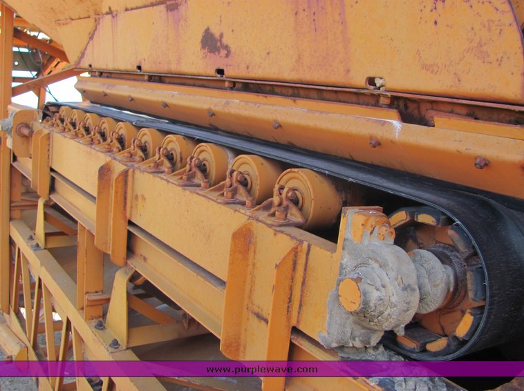 image for item 3503 1981 pug mill