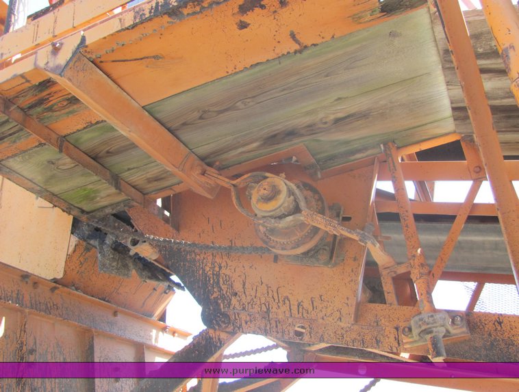 image for item 3503 1981 pug mill