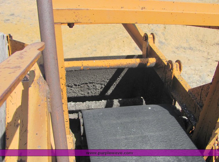 image for item 3503 1981 pug mill