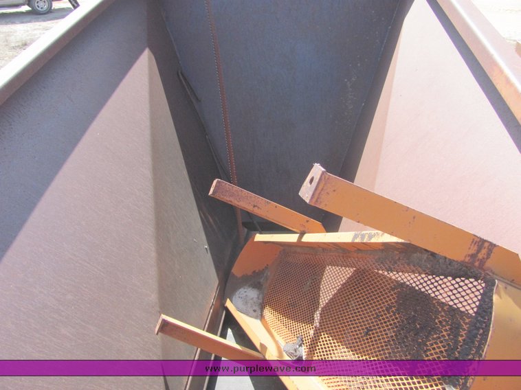 image for item 3503 1981 pug mill