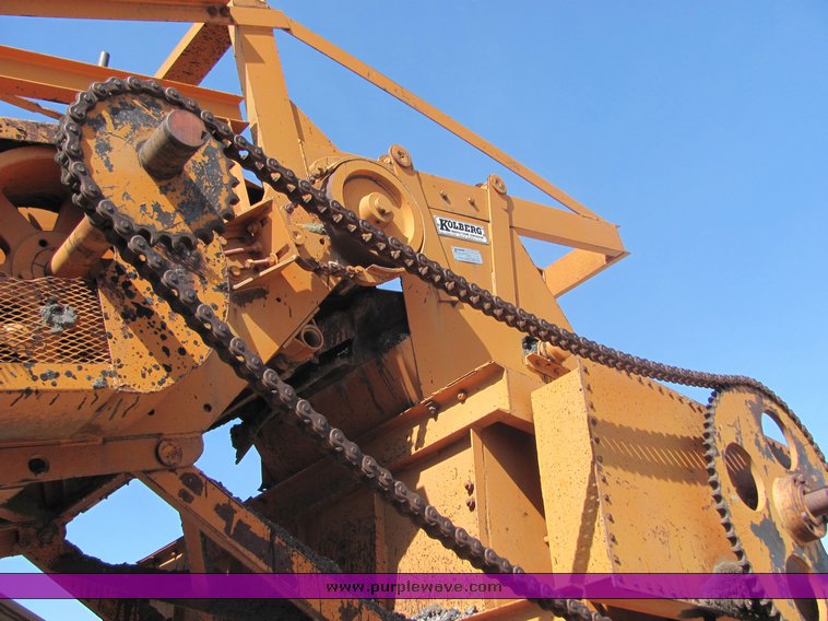 image for item 3503 1981 pug mill