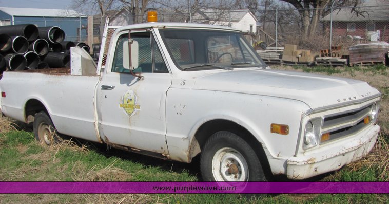 image for item 3505 1968 Chevrolet C10 pickup