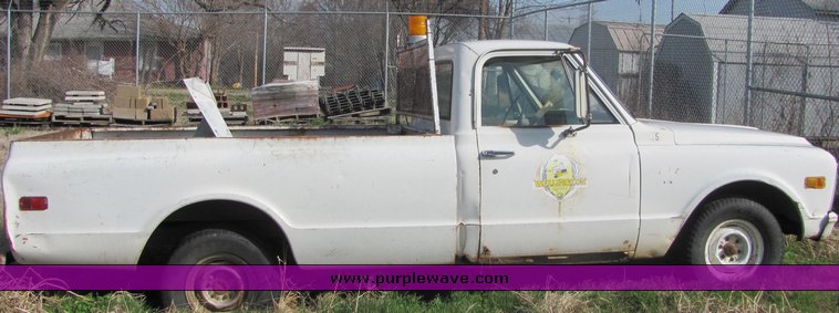 image for item 3505 1968 Chevrolet C10 pickup