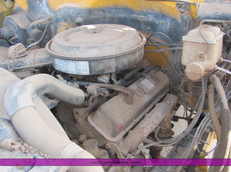 image for item 3506 1984 GMC C3500 pickup