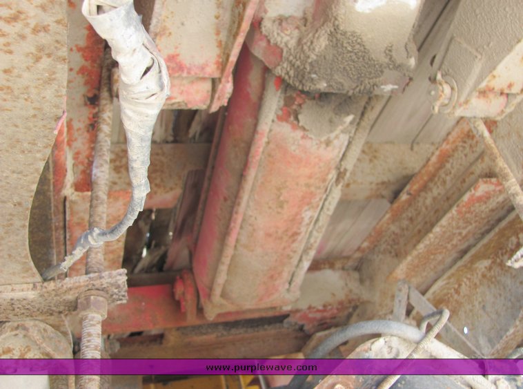 image for item 3506 1984 GMC C3500 pickup