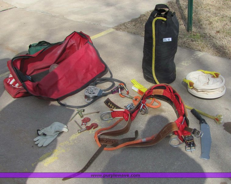 image for item 5060 Climbing supplies