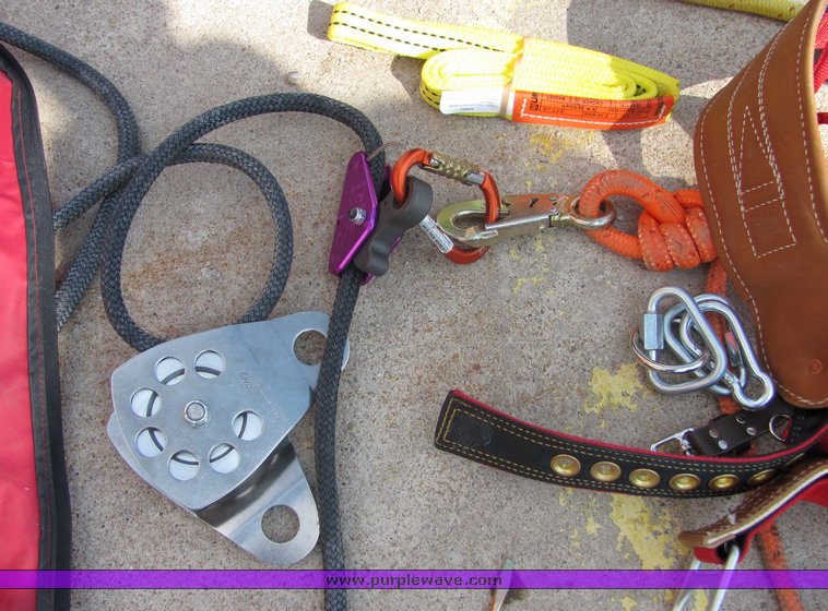 image for item 5060 Climbing supplies
